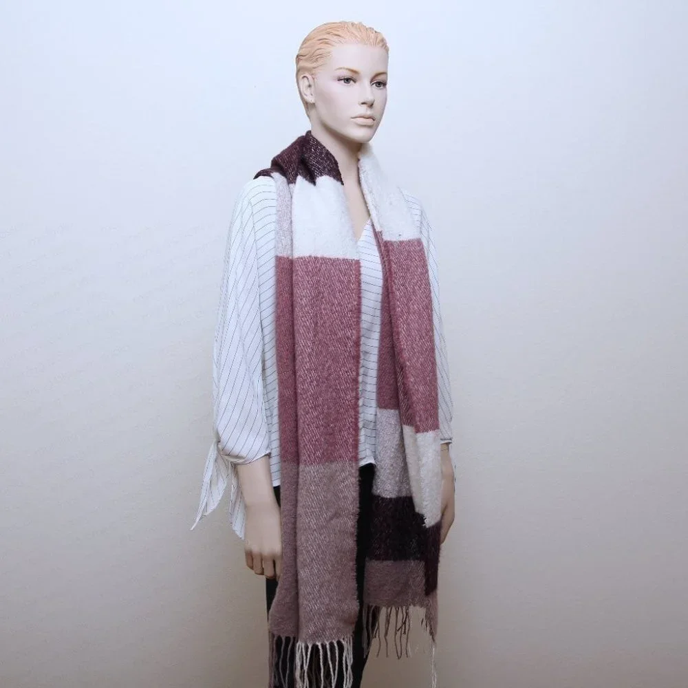 Aeropostale Striped‎ Scarf